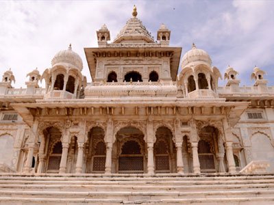 Car Rental in Udaipur